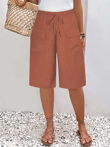 Women's Solid Color Casual Loose Stylish Pockets Shorts