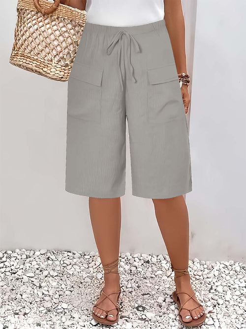 Women's Solid Color Casual Loose Stylish Pockets Shorts