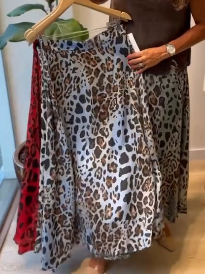 Cozy Linen And Cotton Leopard Print Skirt.